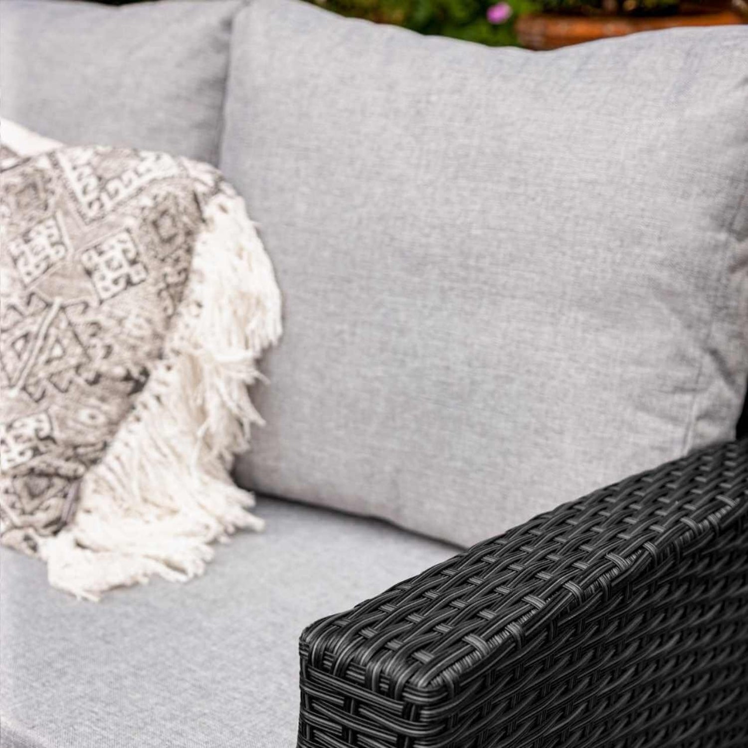 6-Piece All-Weather Wicker Patio Furniture Set (Black/Grey)