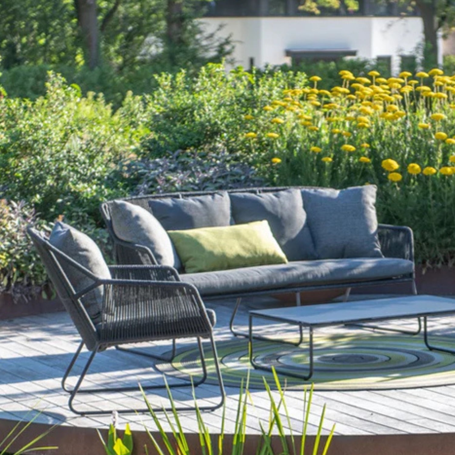 4 Piece Outdoor All-Weather Rope Sofa Set