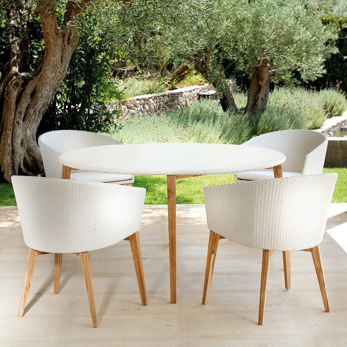 Outdoor All-Weather Resistant Rattan Wicker 5-Piece Dining Set (White)