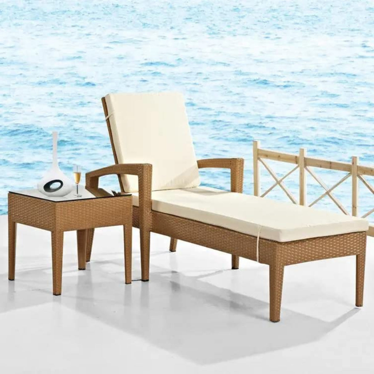 Outdoor Wicker Lounge Chair With Side Table