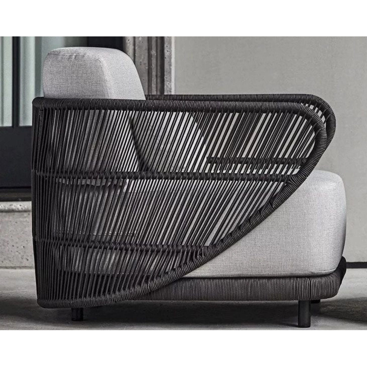 Outdoor Rope 4 Seater Sofa Set With Glass Top Tables