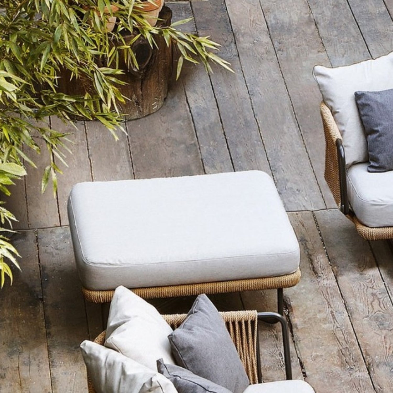 Outdoor All-Weather Rope Ottoman