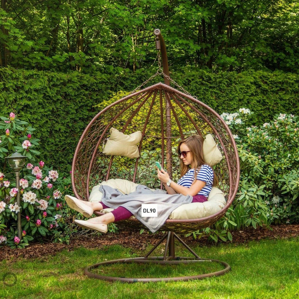 Double Seater Rattan & Wicker Swing (Brown & Cream)