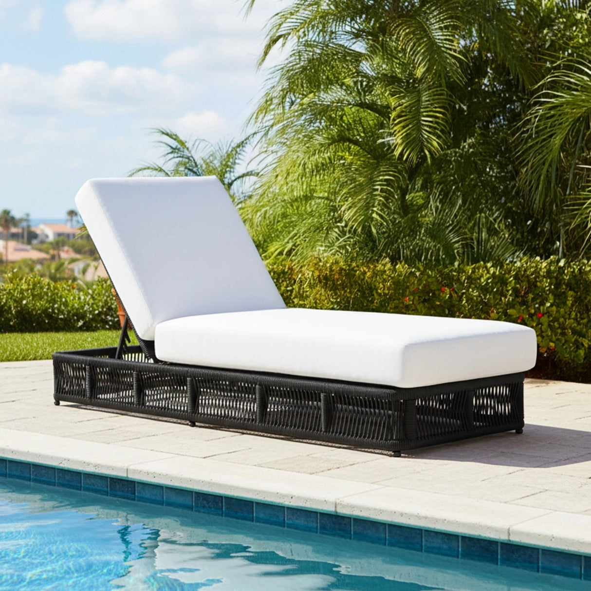 Outdoor All-Weather Rope Lounger with Cushions