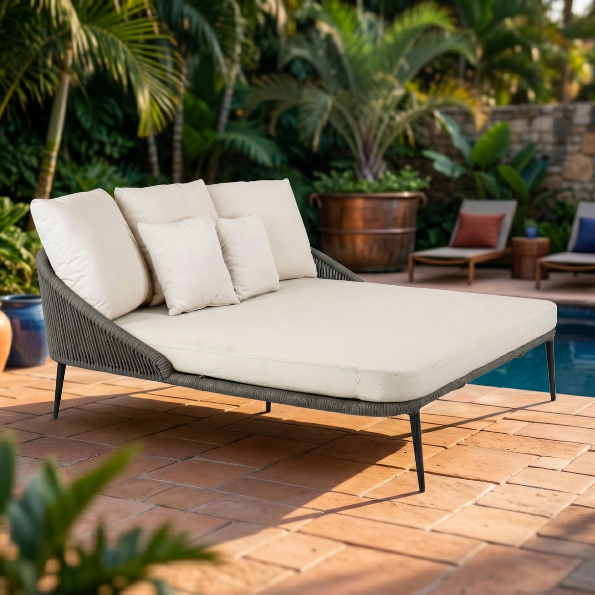 Modern Patio Outdoor Rope Daybed (Grey & Off-White)