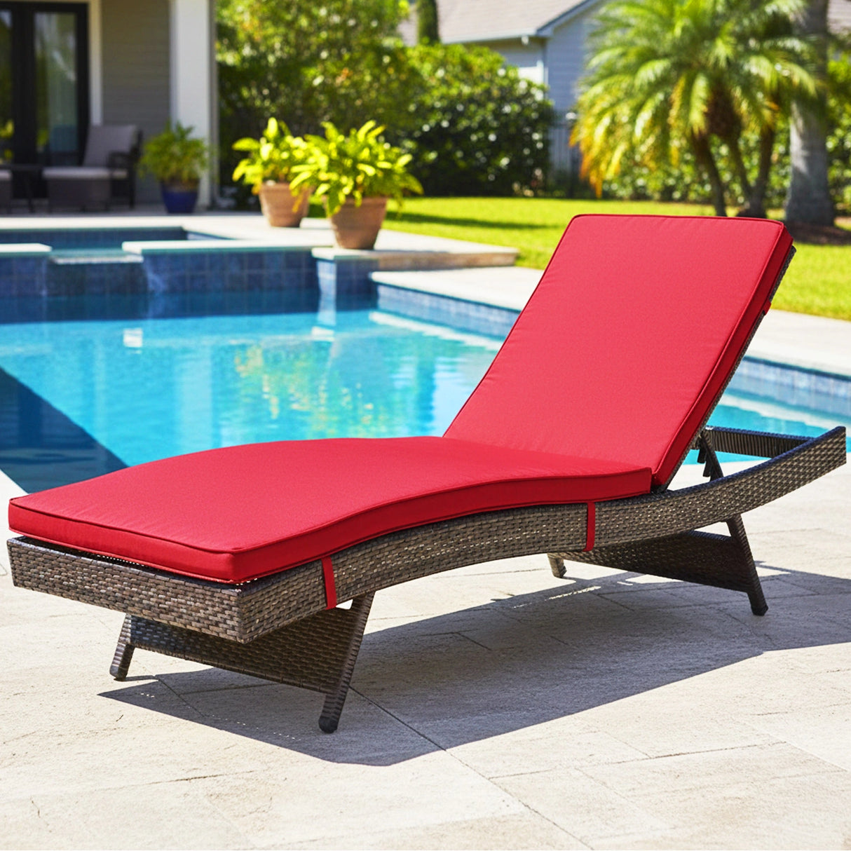 Outdoor Rattan Wicker Chaise Lounger For Poolside
