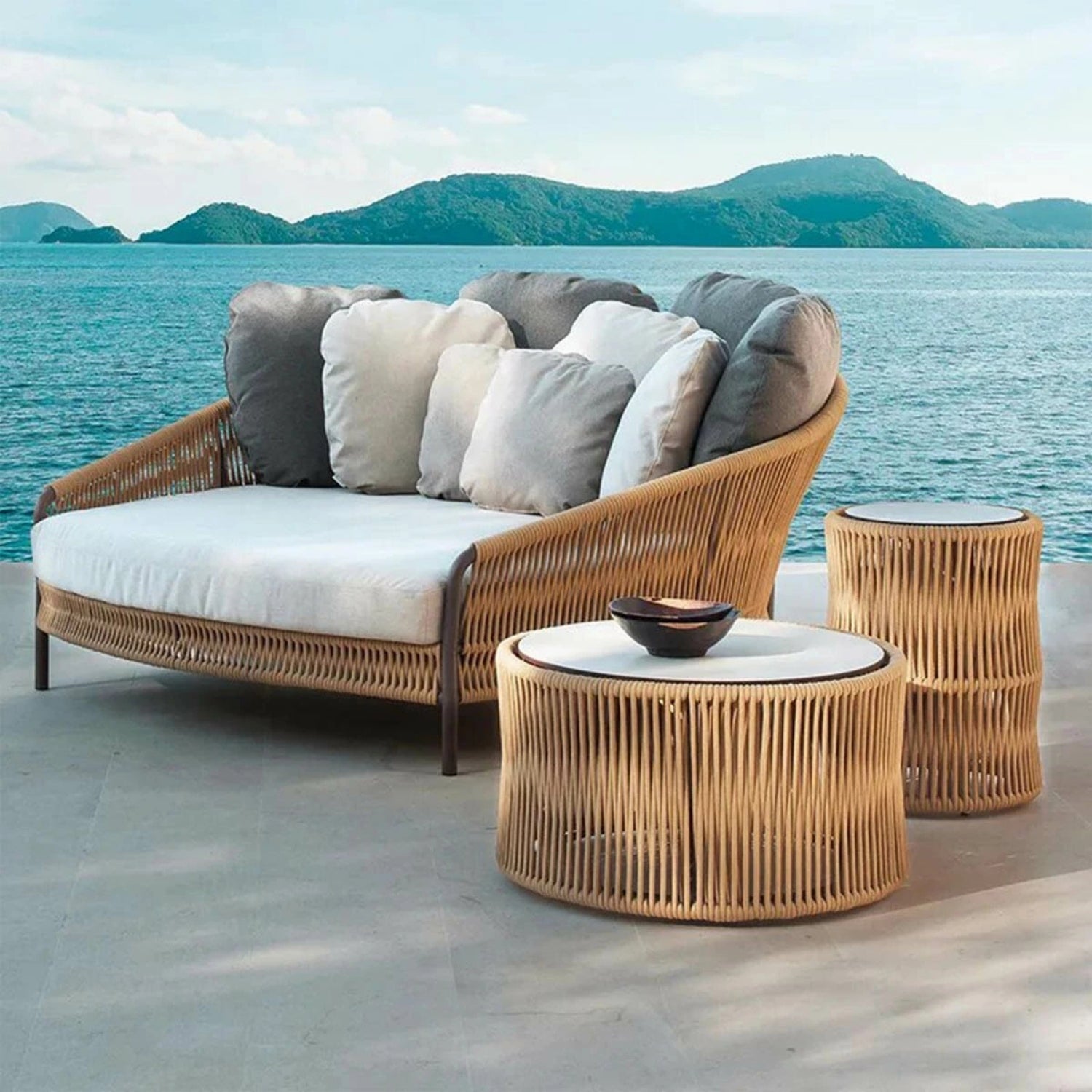 Outdoor Patio Rope Daybed With Center and Side Tables