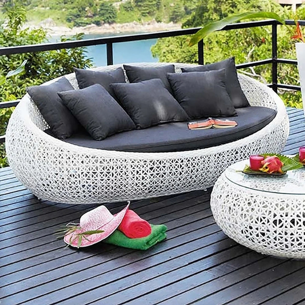 Outdoor White Rattan Wicker Daybed with Glass Top Table