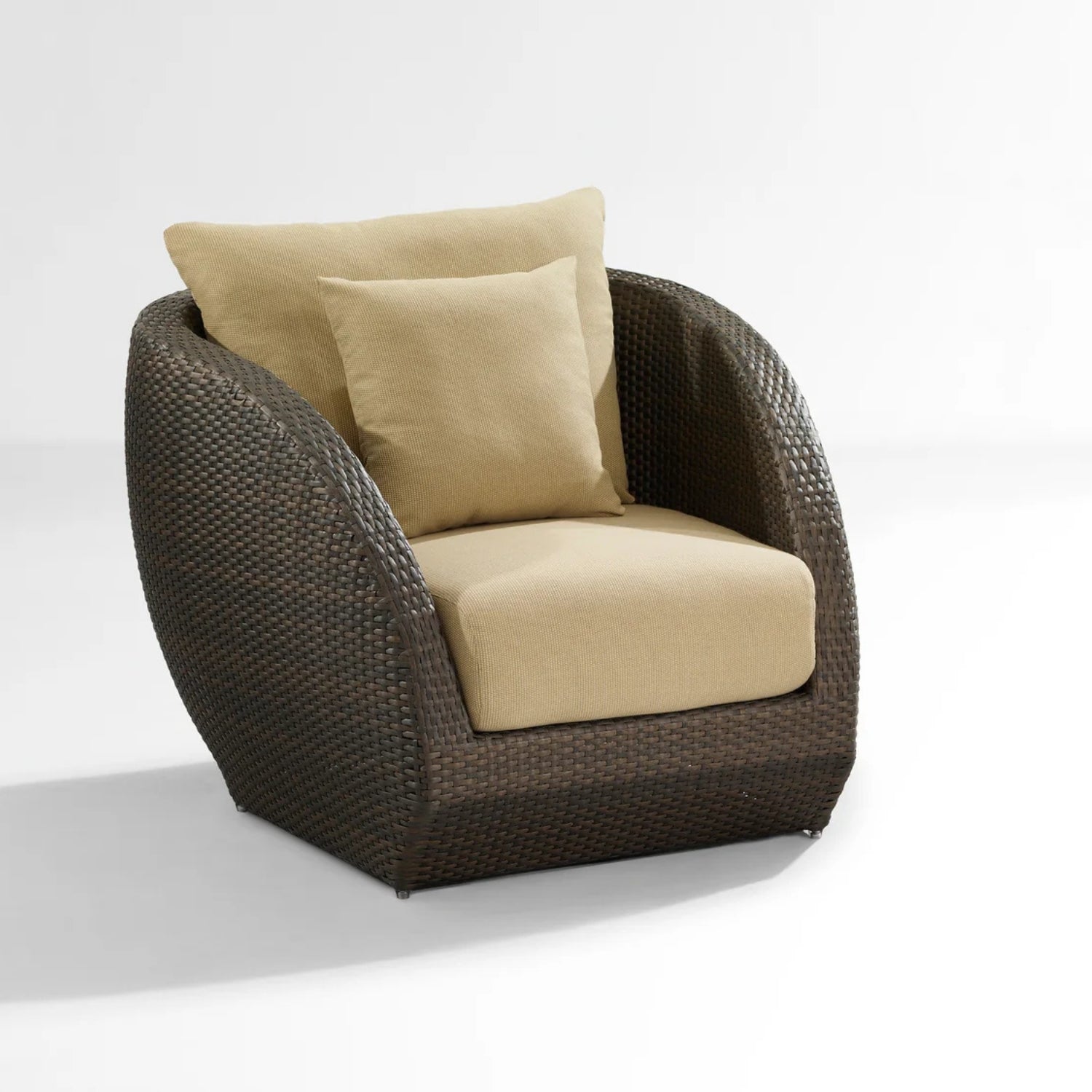 5-Piece Outdoor Wicker Sofa Set With Glass Top Tables