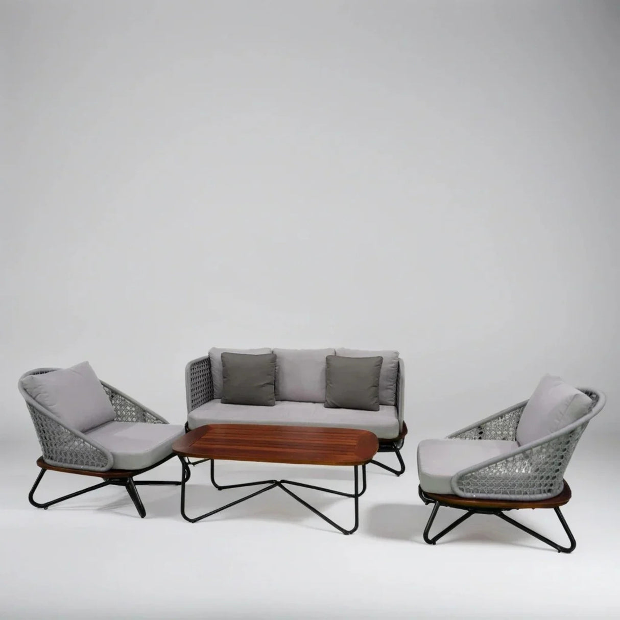 Outdoor Grey Rope 4-Piece Sofa Set With Wooden Top Table