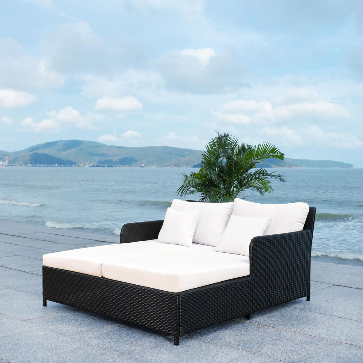 Outdoor Patio Double Seater Daybed For Garden, Poolside