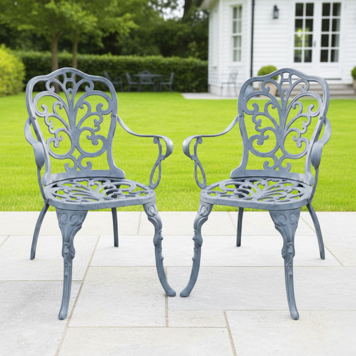Outdoor Cast Aluminum Bistro Set with 2 Chairs (Grey)