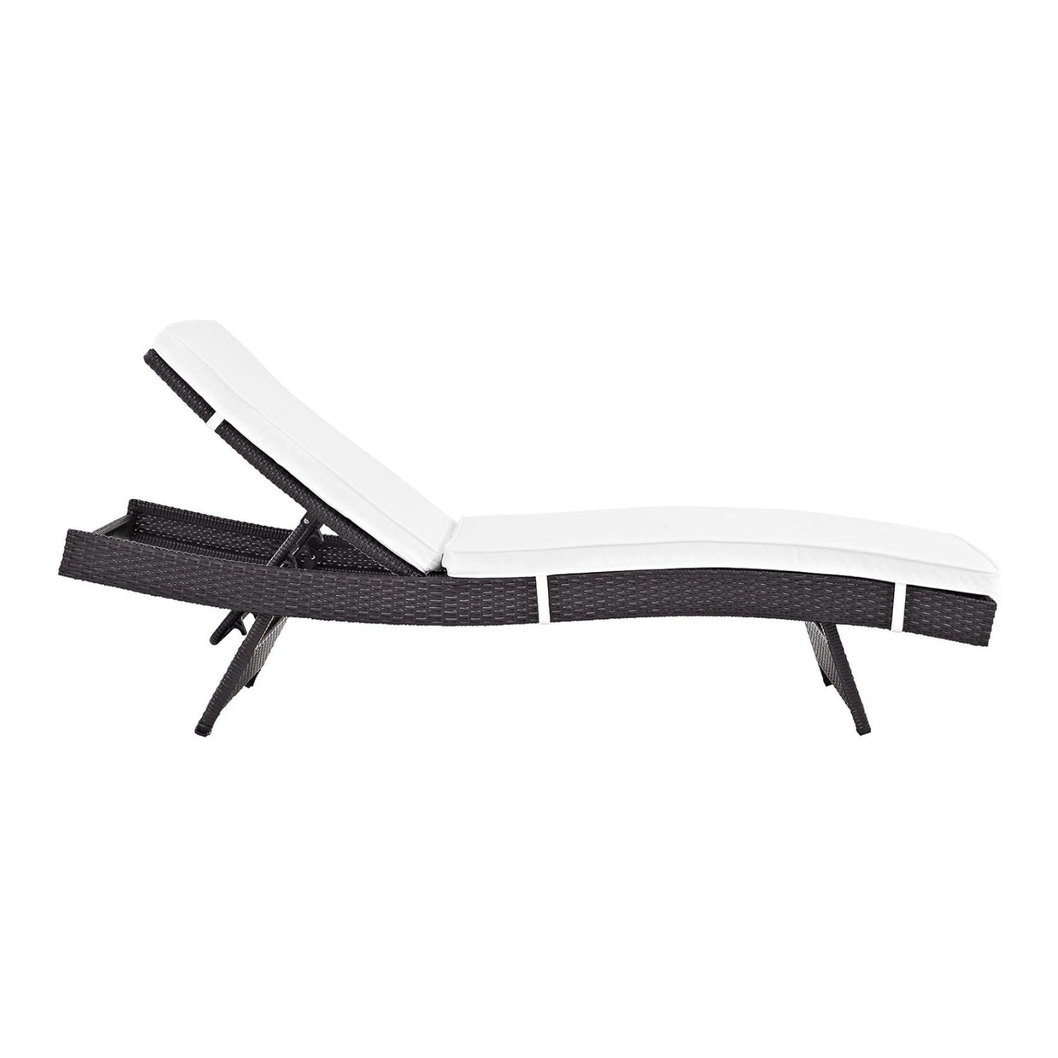 Outdoor Rattan Wicker Chaise Lounger For Poolside