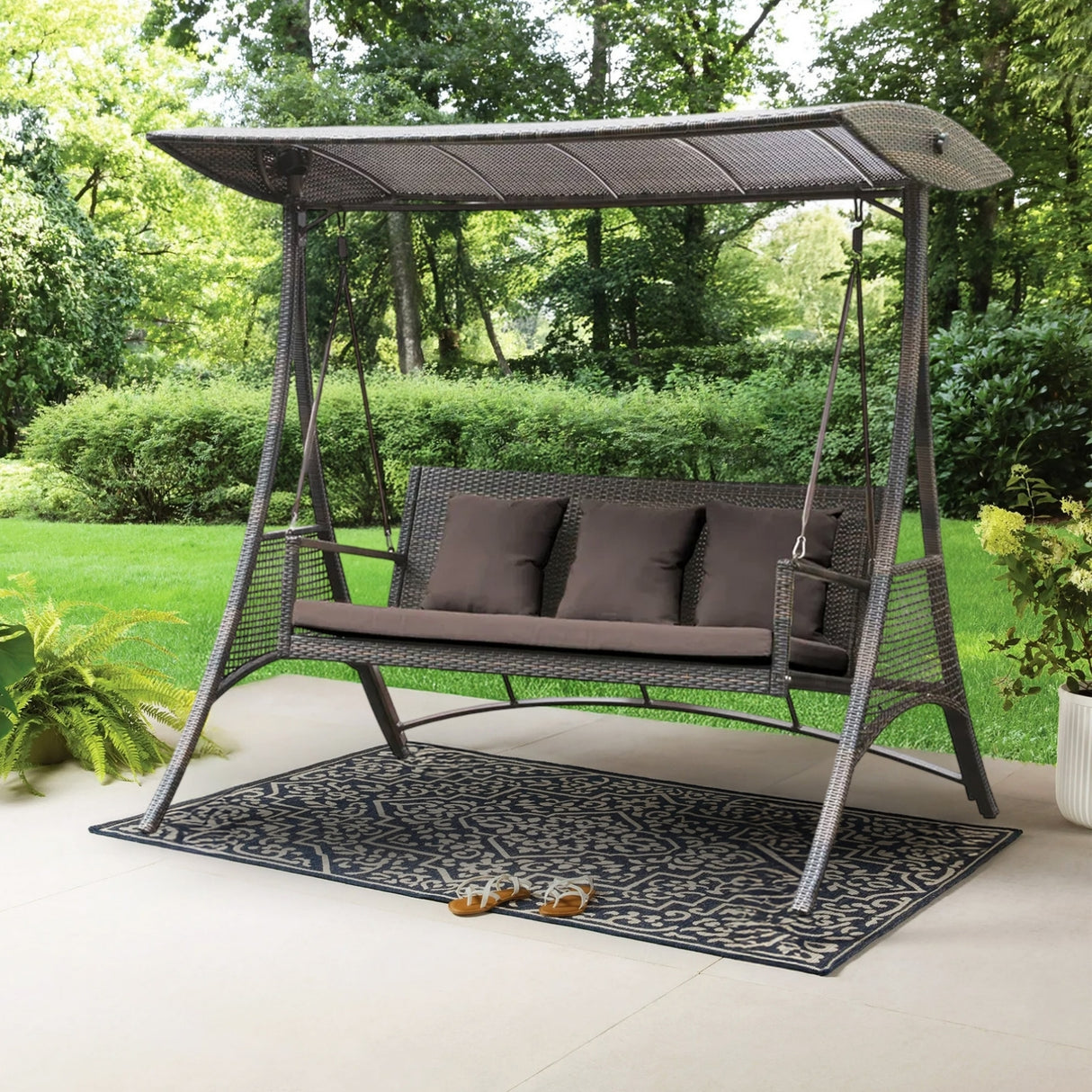 Outdoor Rattan Wicker 3-Seat Patio Swing Chair with Shade