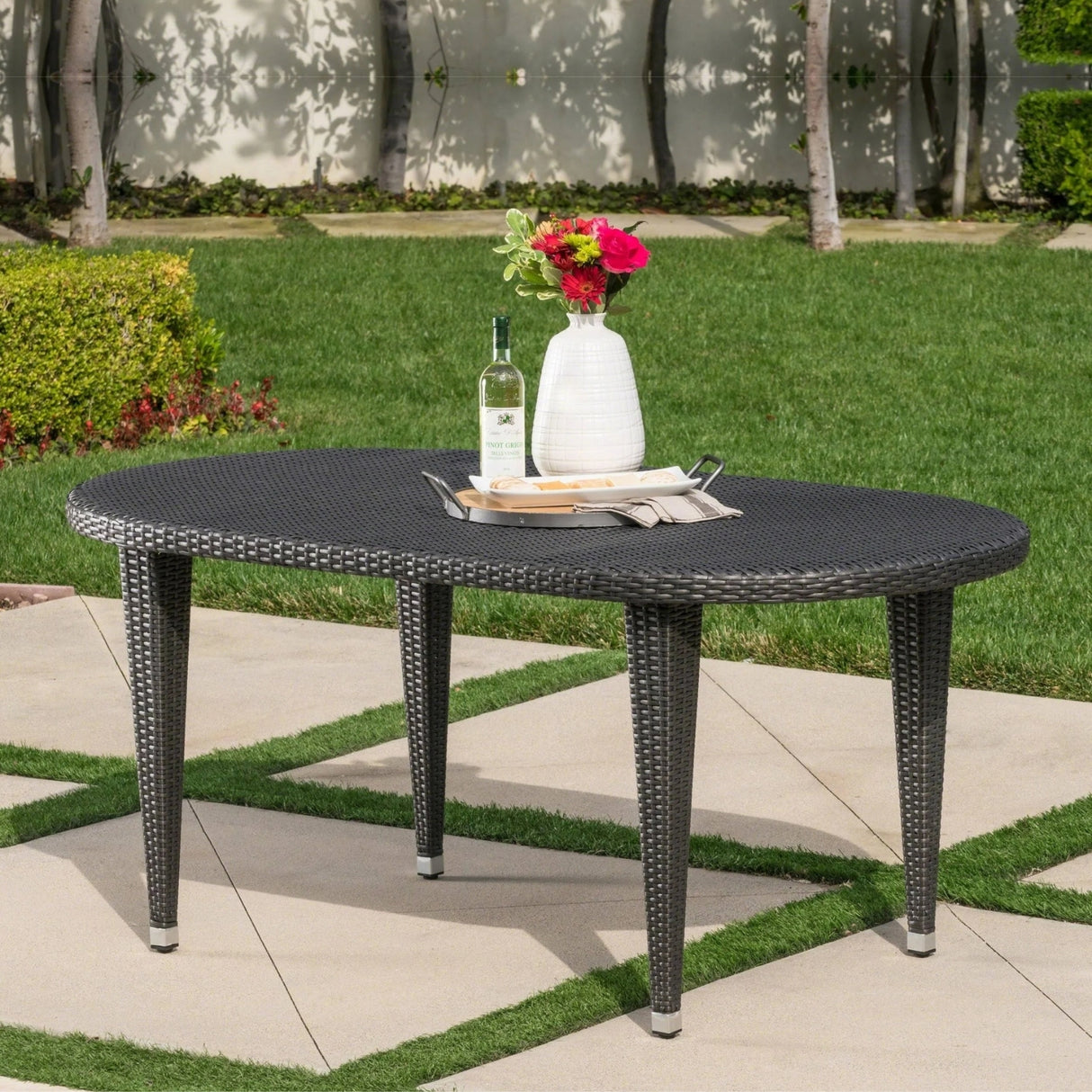 Outdoor Rattan Wicker Round Patio Table (Black)