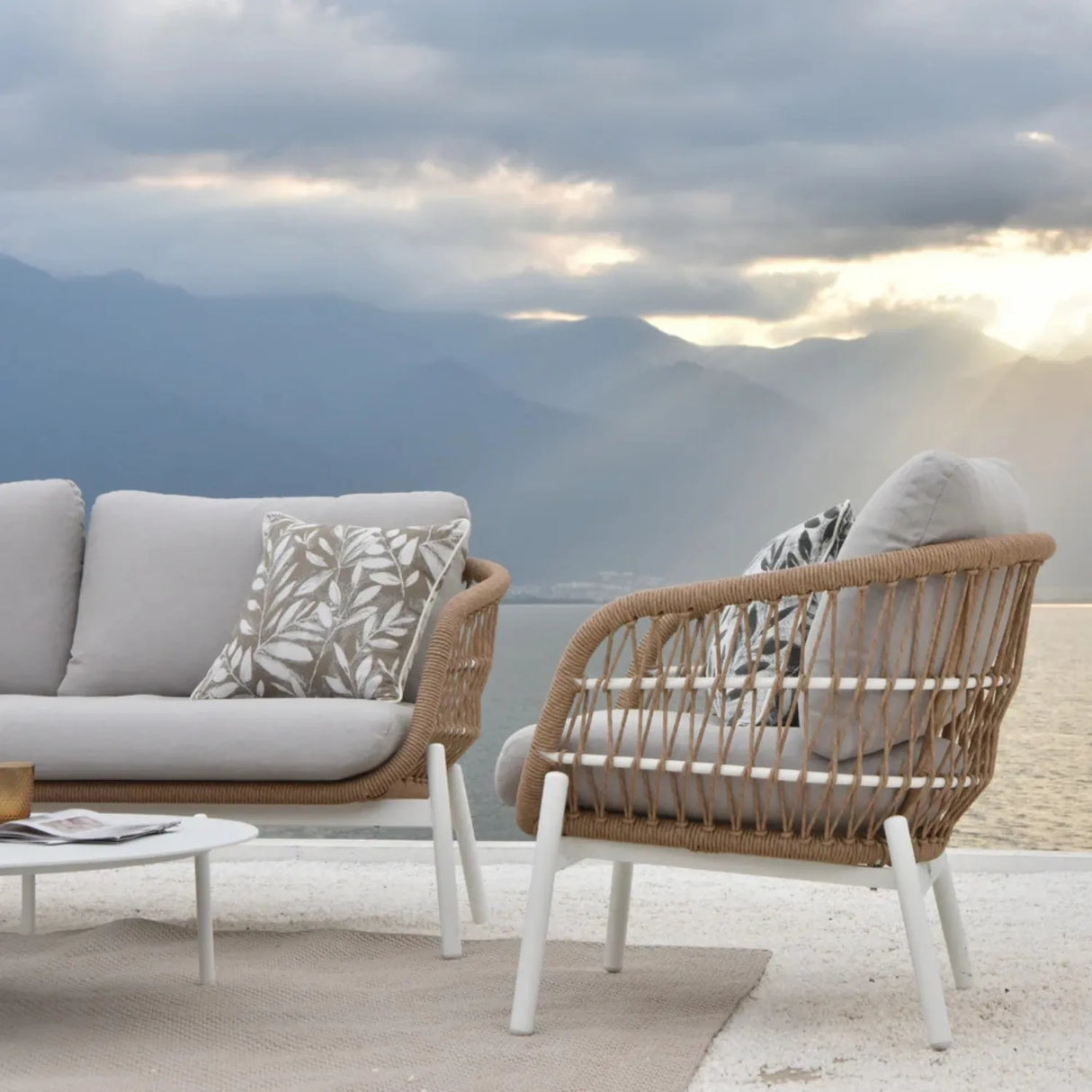 Outdoor 4 Seater Rope Conversation Sofa Set