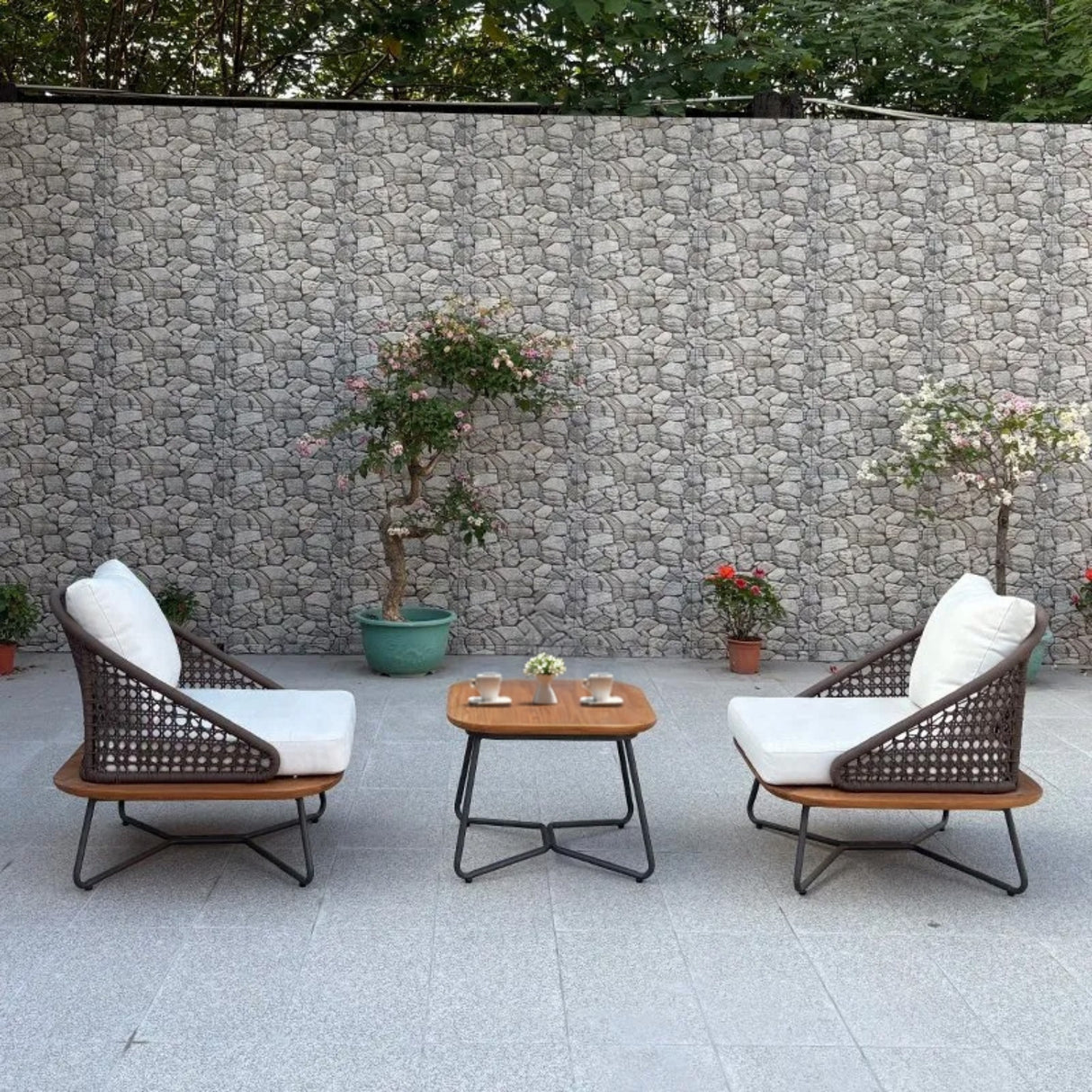 Outdoor Rope 3-Piece Patio Set With Wooden Top Table
