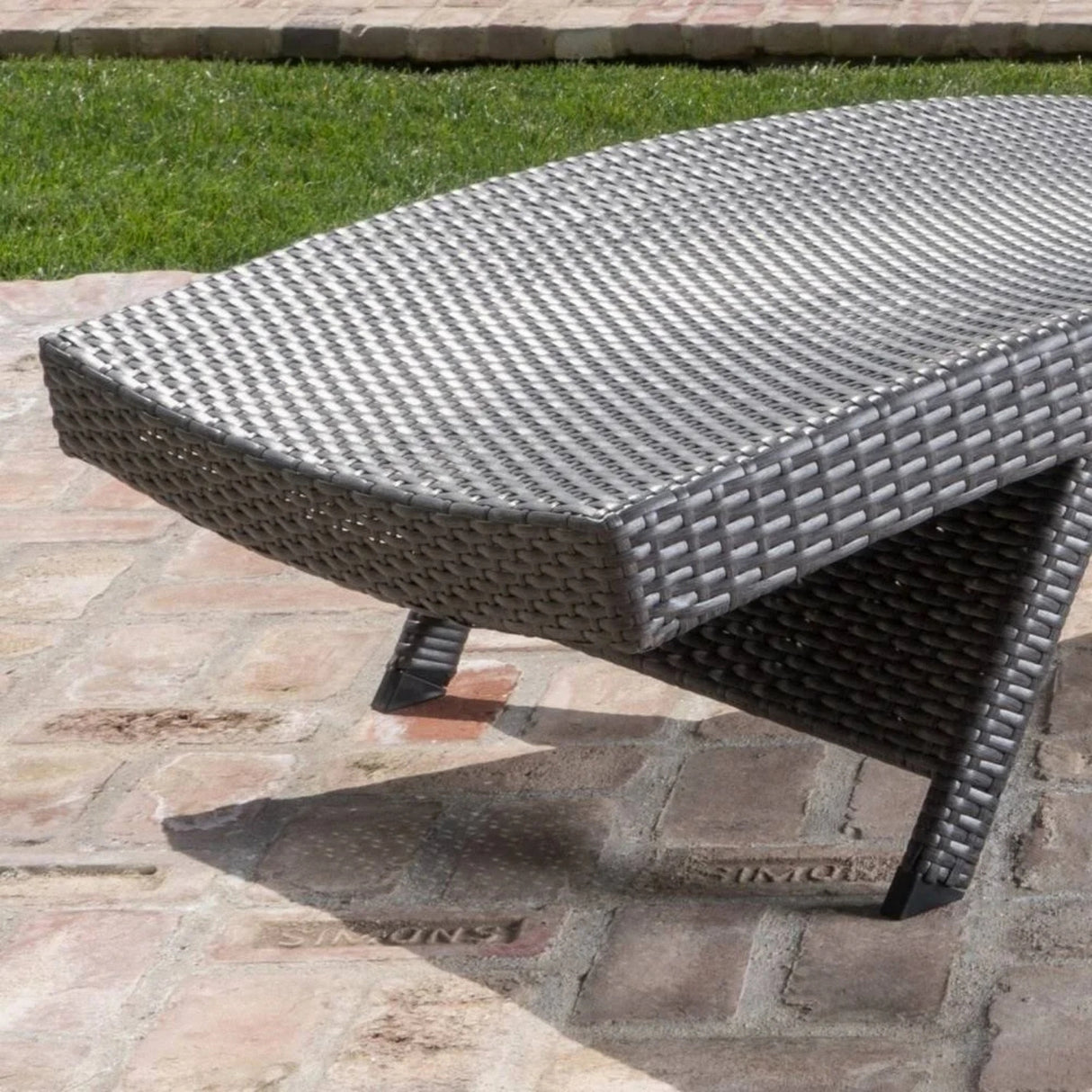 Outdoor All-Weather HDPE Wicker Rattan Sunlounger Recliner with Side Table