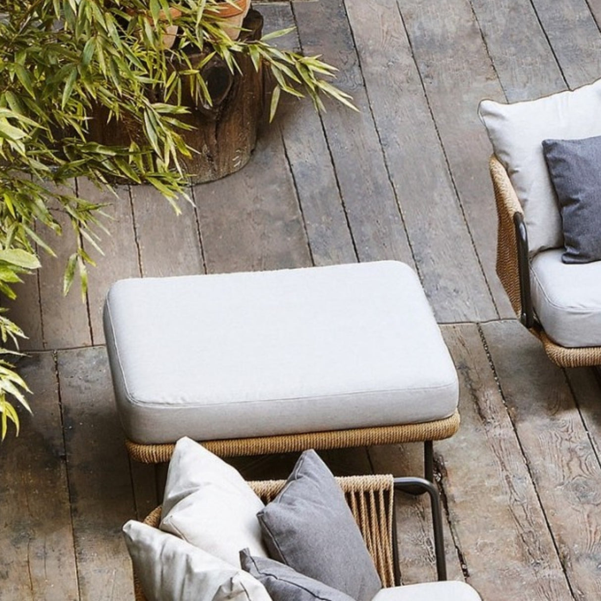 Outdoor All-Weather Rope Ottoman