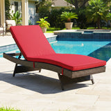 Outdoor Rattan Wicker Chaise Lounger For Poolside