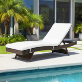 Outdoor Rattan Wicker Chaise Lounger For Poolside