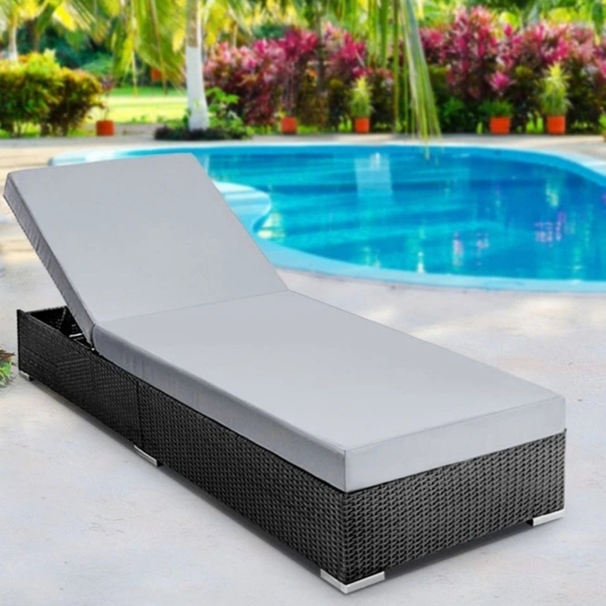 Outdoor All-Weather Rattan Wicker Lounger (Black & Grey)