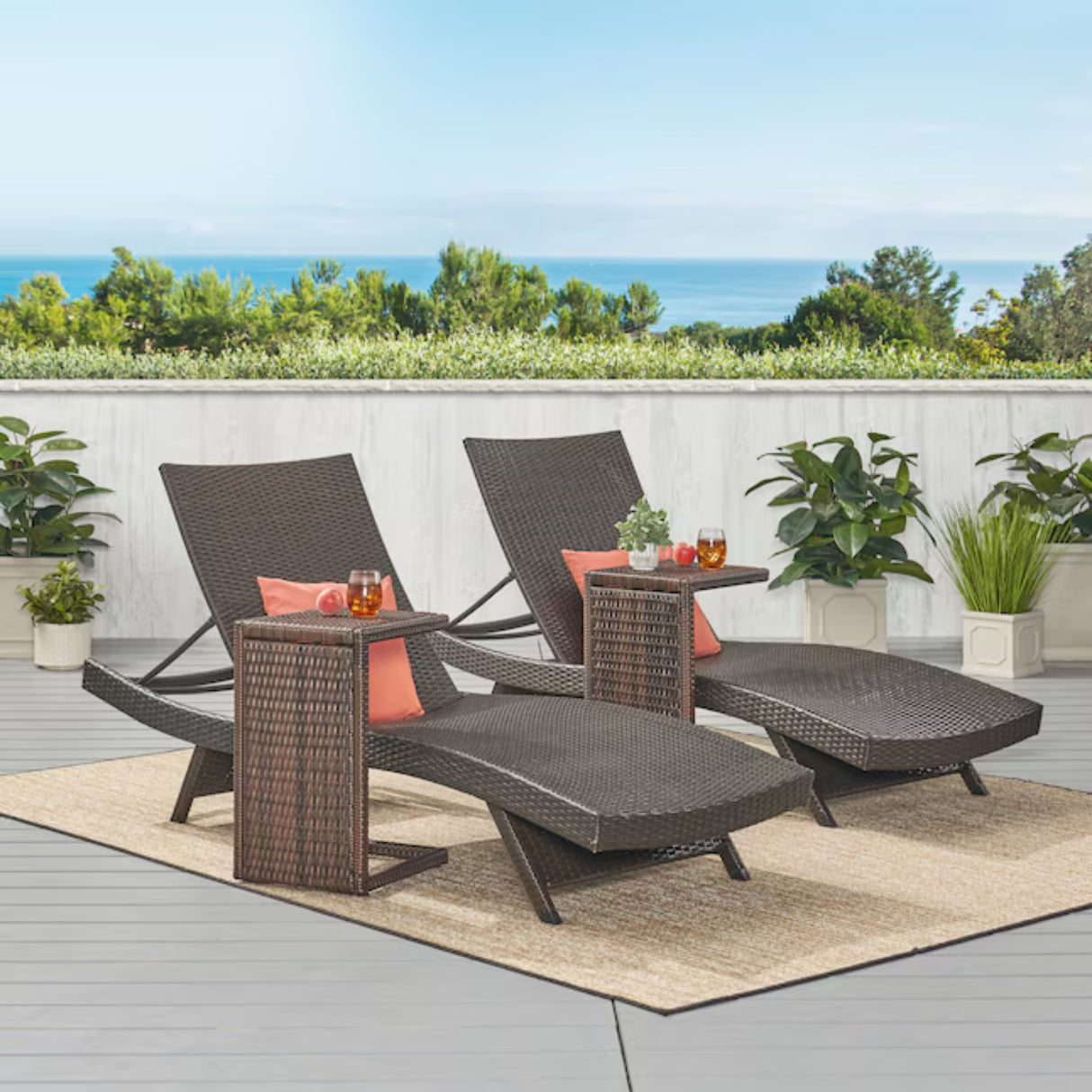 Outdoor Rattan Wicker Lounge Chairs Set of 2 with Matching Side Table