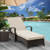 Outdoor All-Weather Wicker Lounger