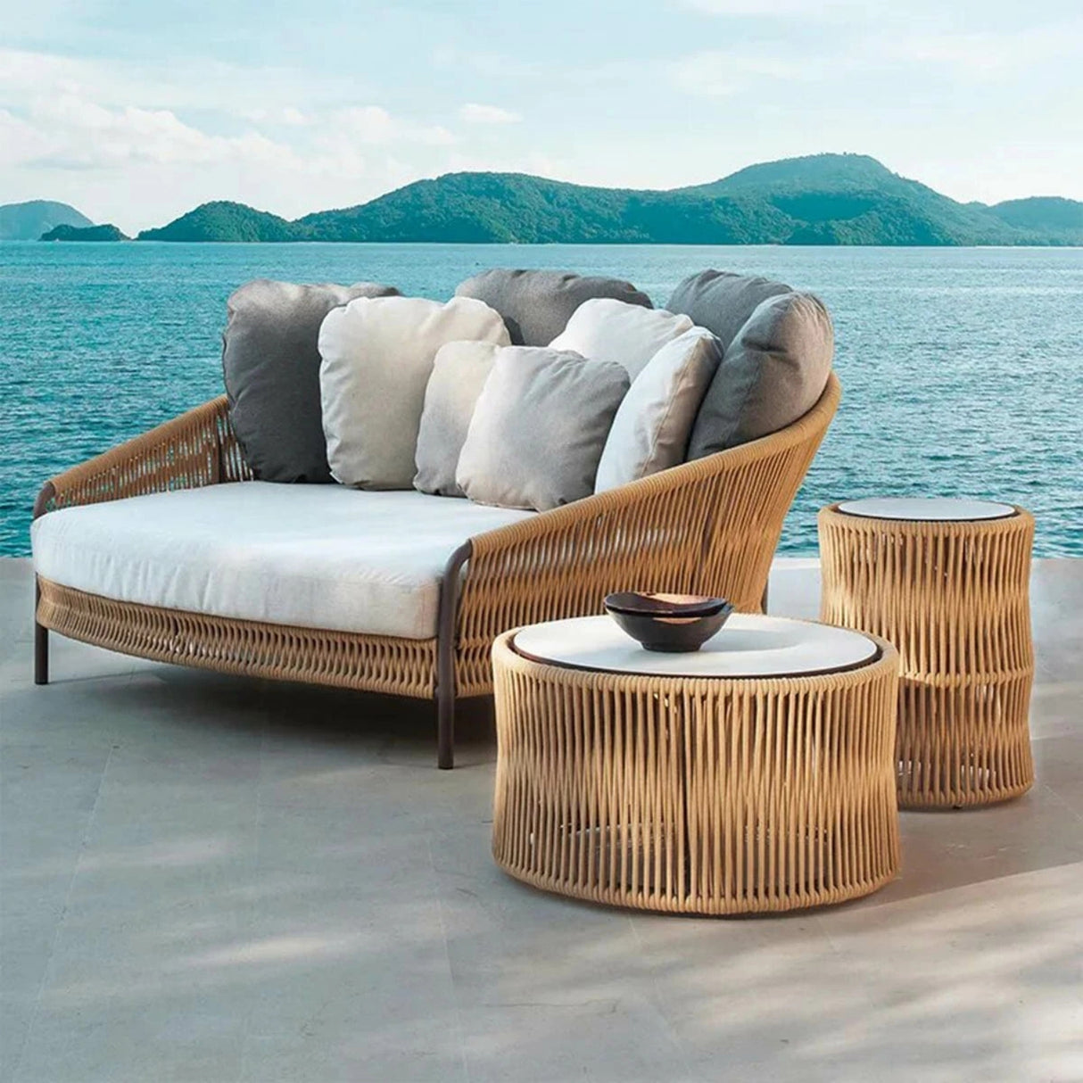 Outdoor Patio Rope Daybed With Center and Side Tables