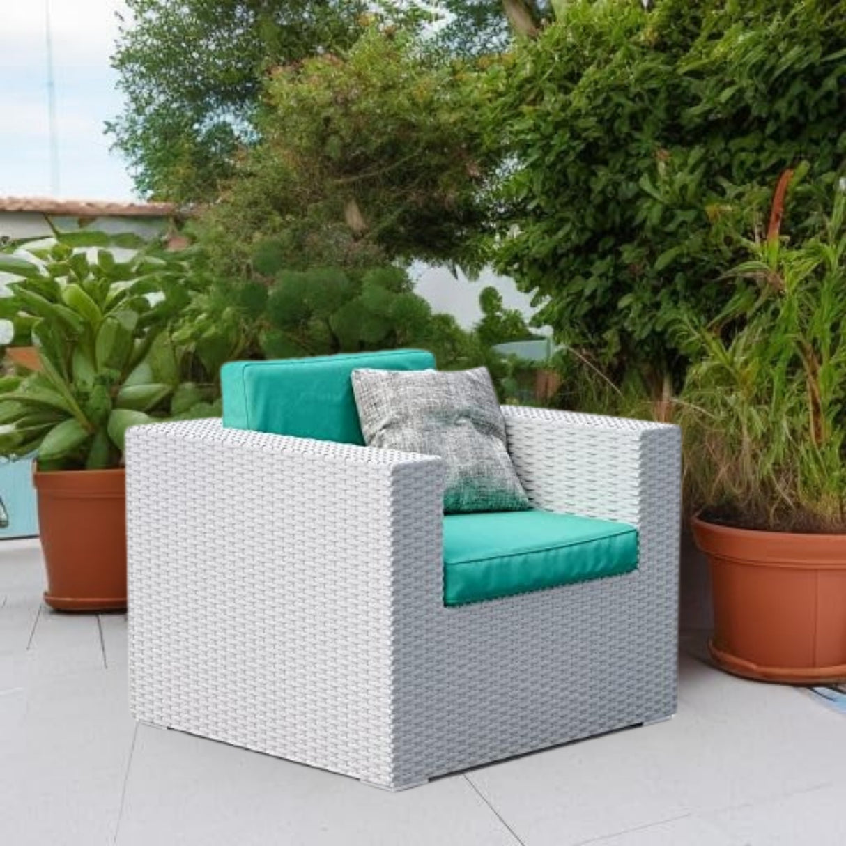 1-Piece Outdoor Wicker Single Seater Sofa
