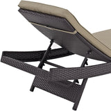 Outdoor Rattan Wicker Chaise Lounger For Poolside