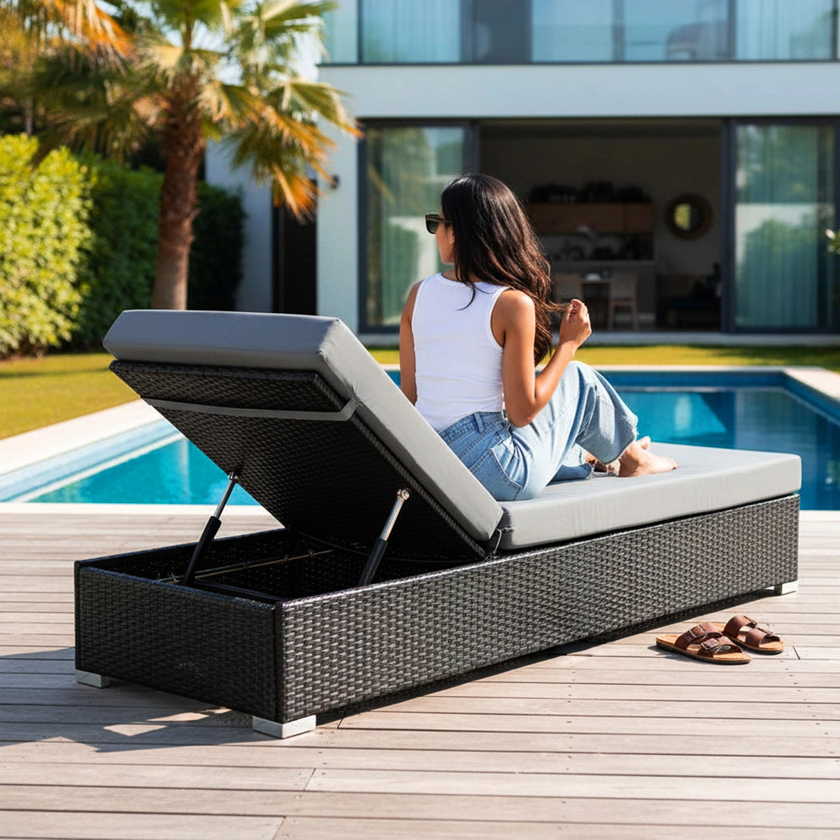 Outdoor All-Weather Rattan Wicker Lounger (Black & Grey)