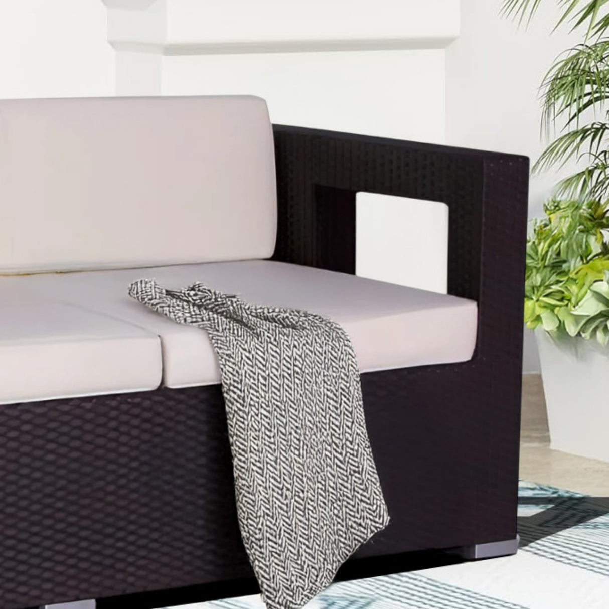 3-Seater Outdoor Rattan Wicker Patio Sofa
