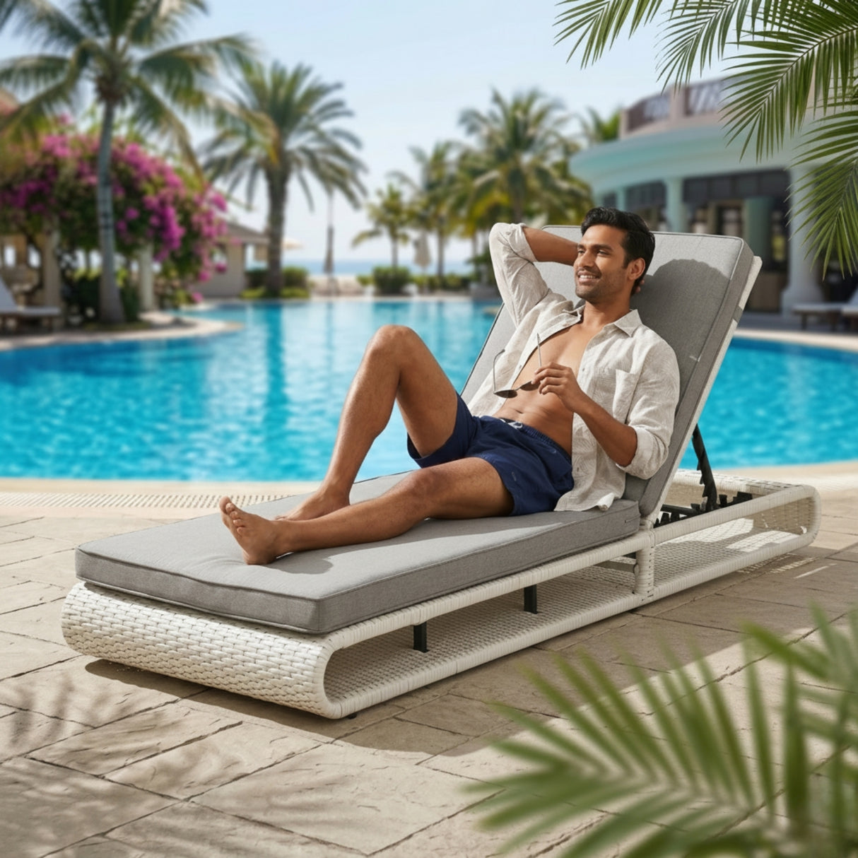 Outdoor Rattan Wicker Single Lounger Chair (White & Grey)