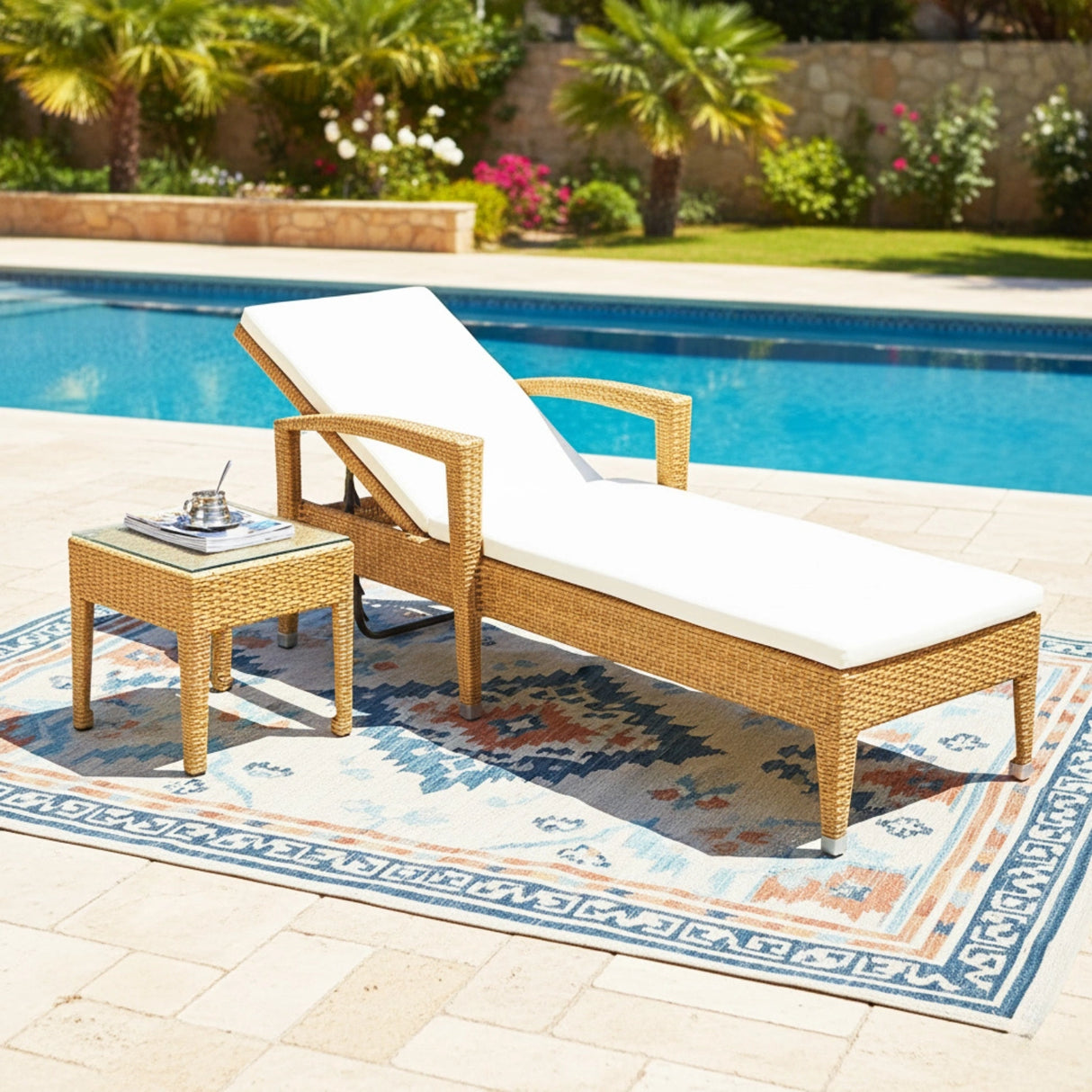 Outdoor Wicker Lounge Chair With Side Table