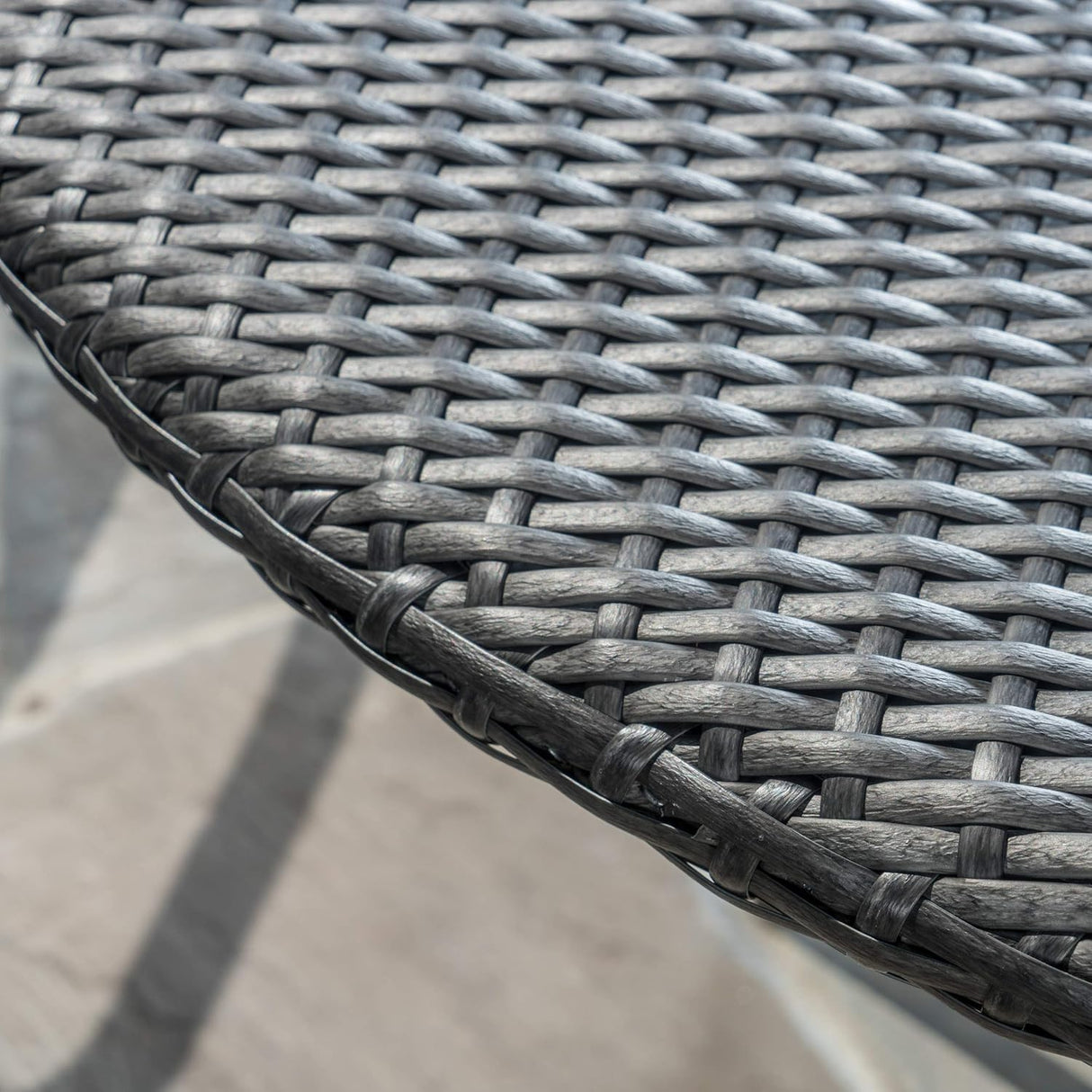 Outdoor Rattan Wicker Round Patio Table (Black)