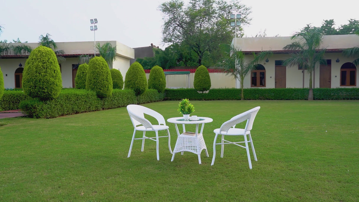 Outdoor Wicker 3-Piece Patio Set with Outdoor Umbrella