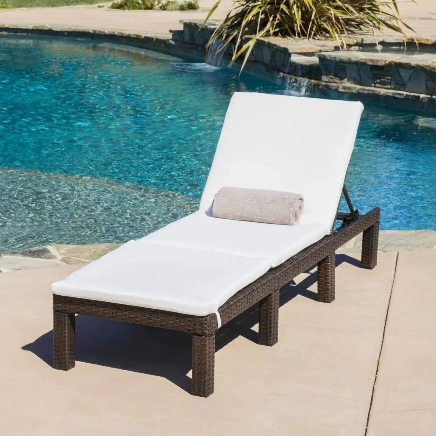 DEVOKO Double Chaise Lounge Chair with Waterproof Cushions (Dark Brown/Off-white)