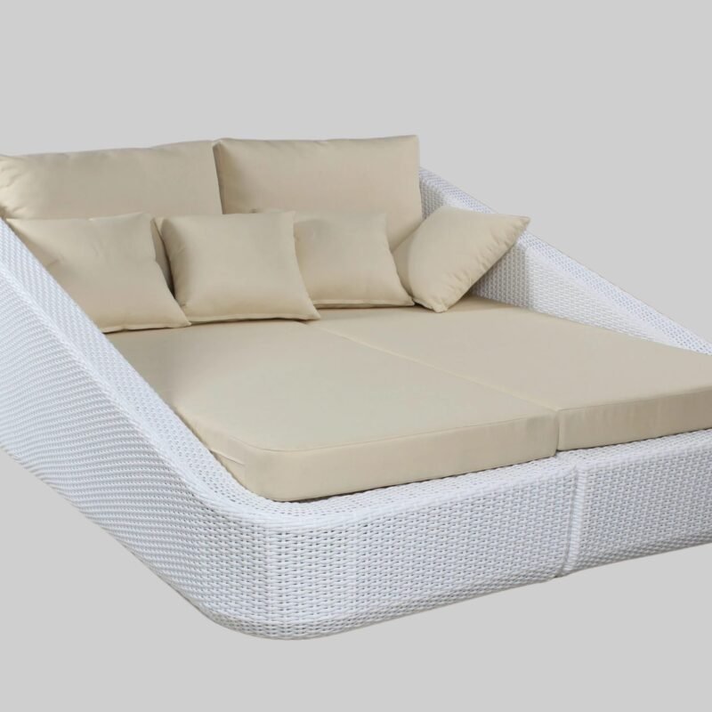 DEVOKO Patio Rattan & Wicker Daybed (Cream & White) - Image 4