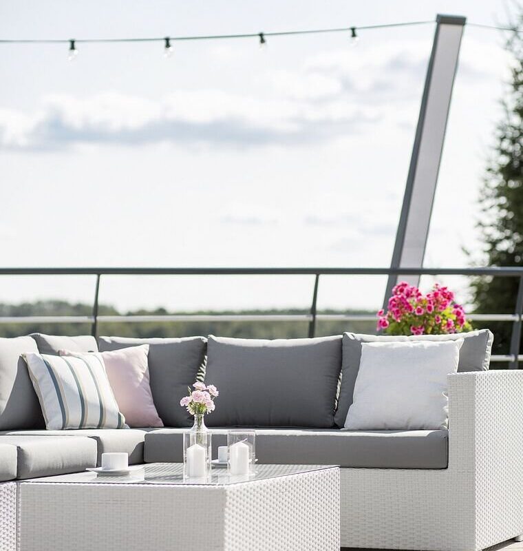 Devoko 7-Piece L-Shaped Outdoor Sectional Sofa with Manual Weaving Wicker, White Sofa & Grey Cushions - Image 7